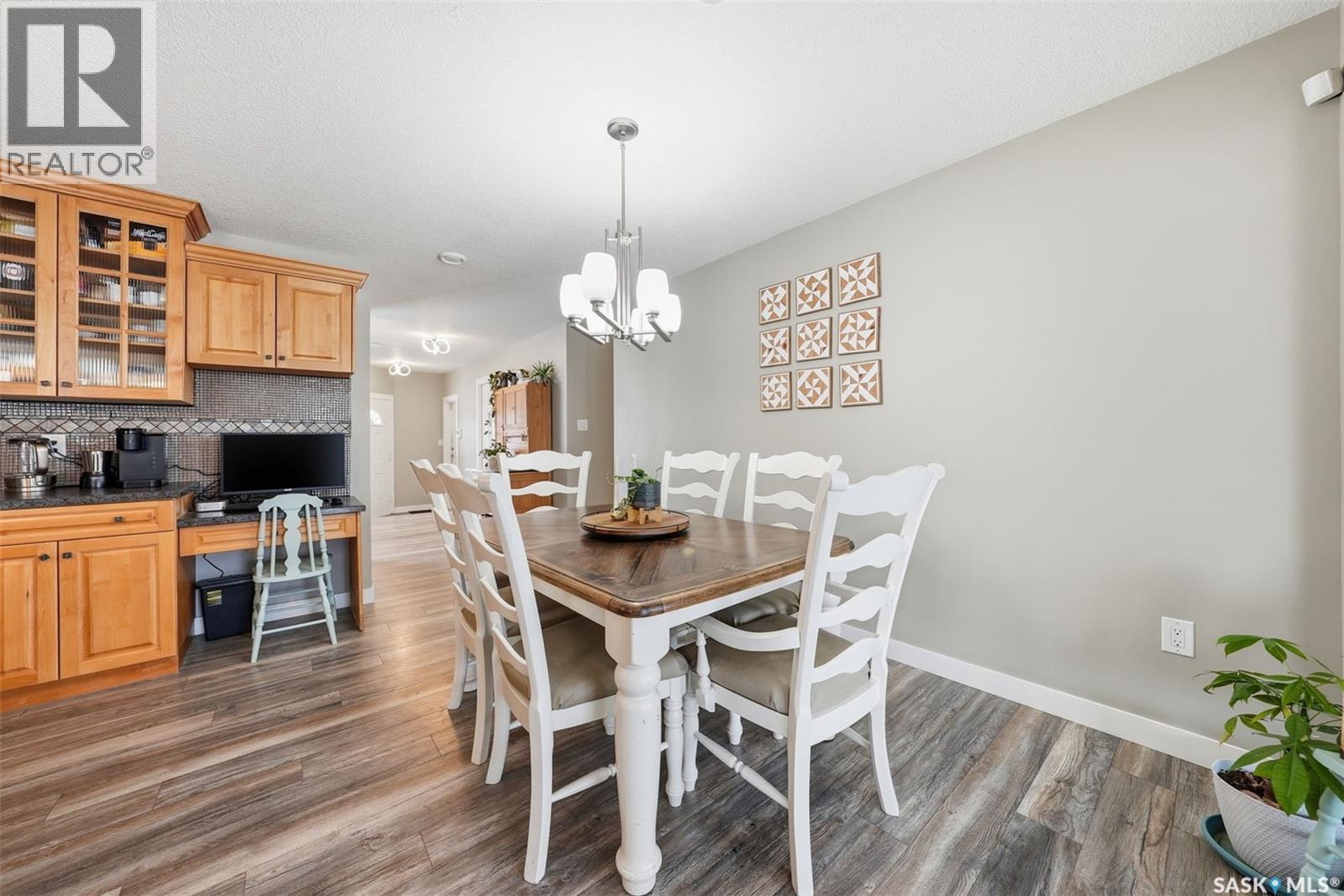 217 13Th Avenue E, Watrous, SK - Indoor Photo Showing Dining Room