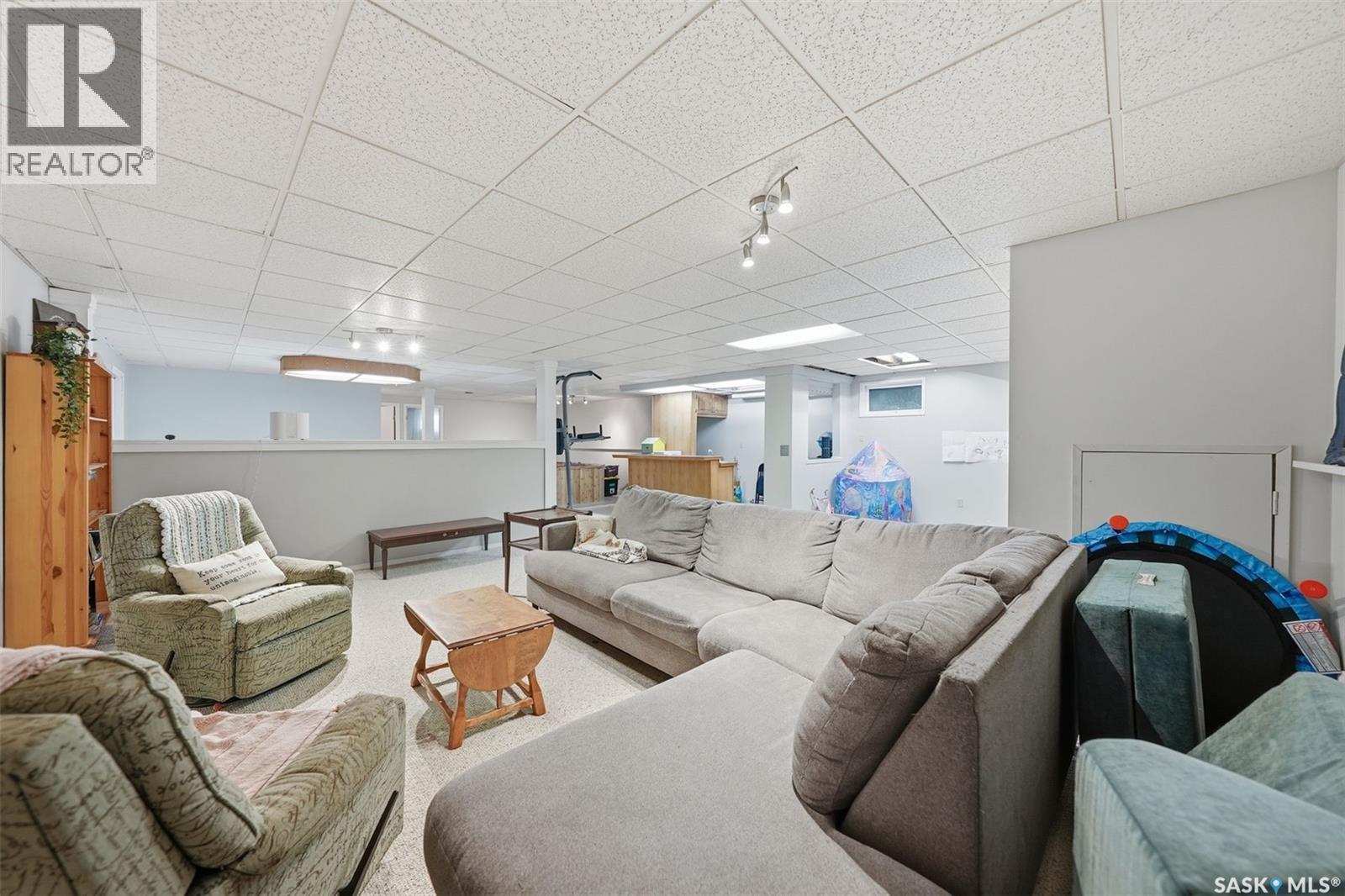 217 13Th Avenue E, Watrous, SK - Indoor