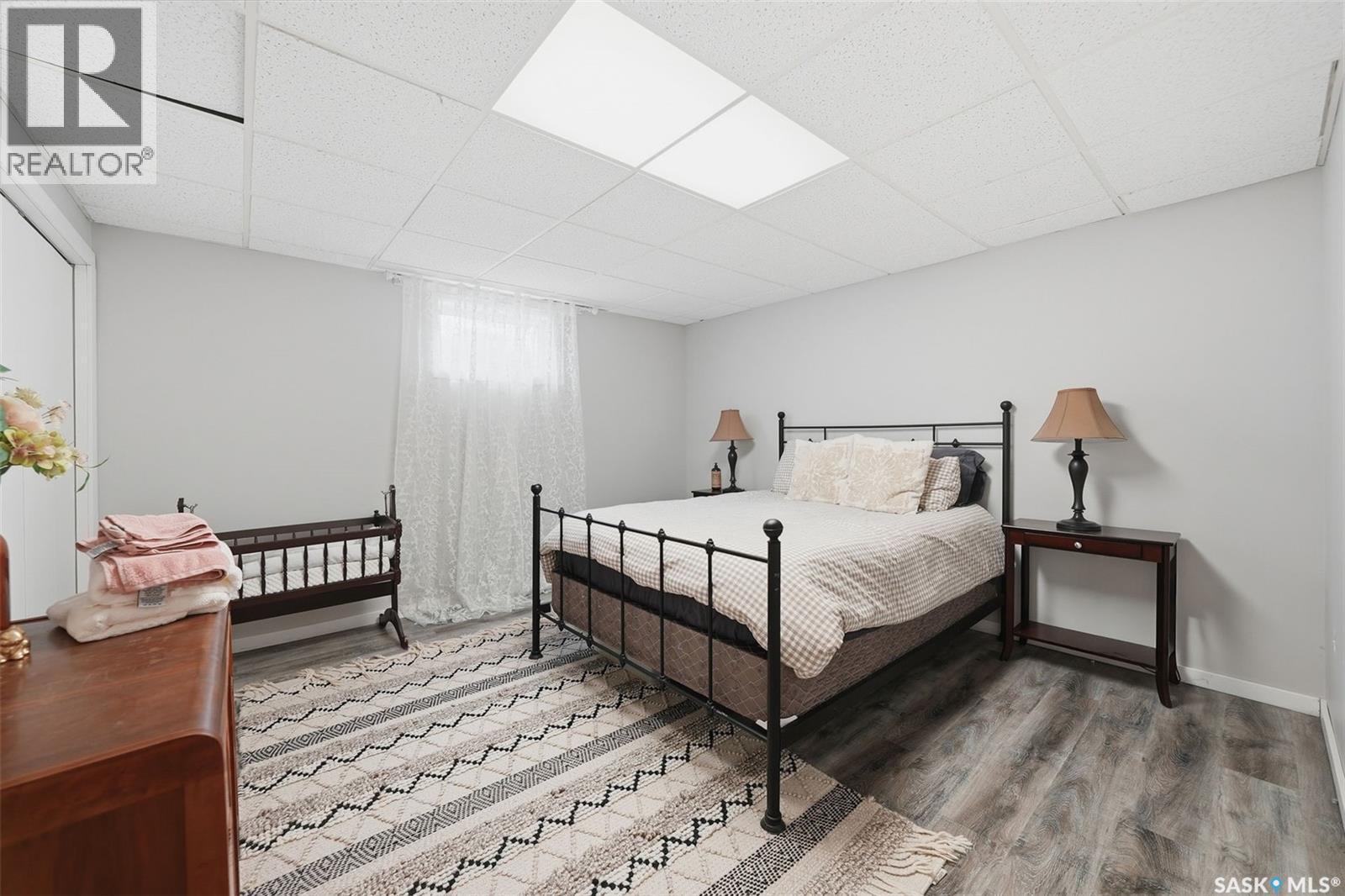 217 13Th Avenue E, Watrous, SK - Indoor Photo Showing Bedroom
