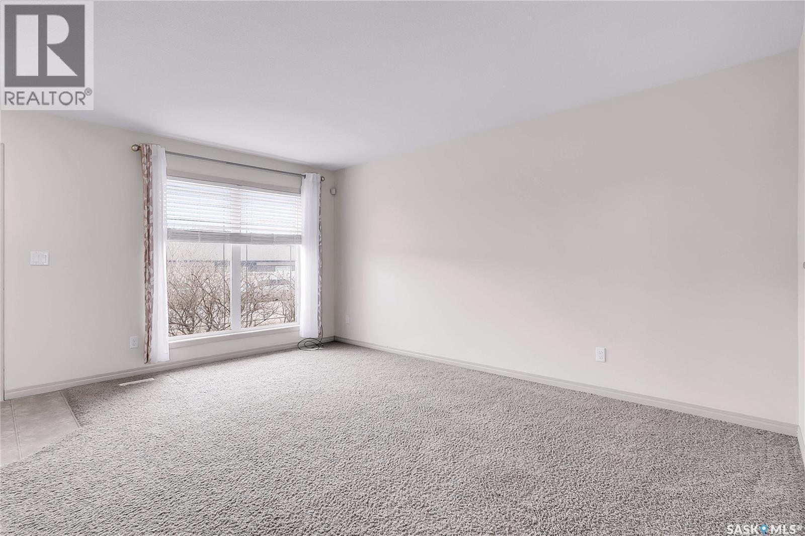 370 Cornish Road, Saskatoon, SK - Indoor Photo Showing Other Room