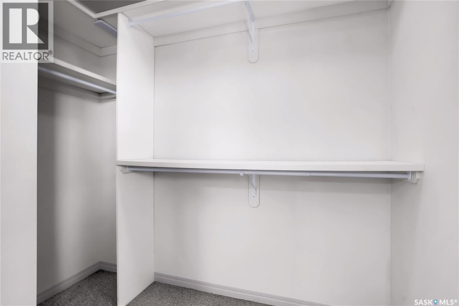 370 Cornish Road, Saskatoon, SK - Indoor With Storage