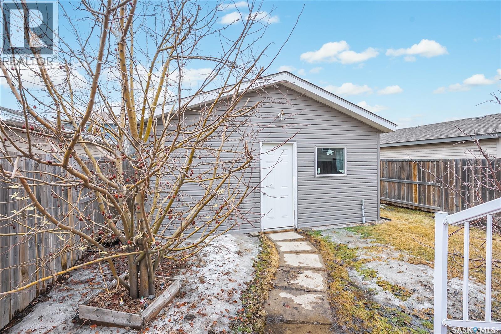 370 Cornish Road, Saskatoon, SK - Outdoor