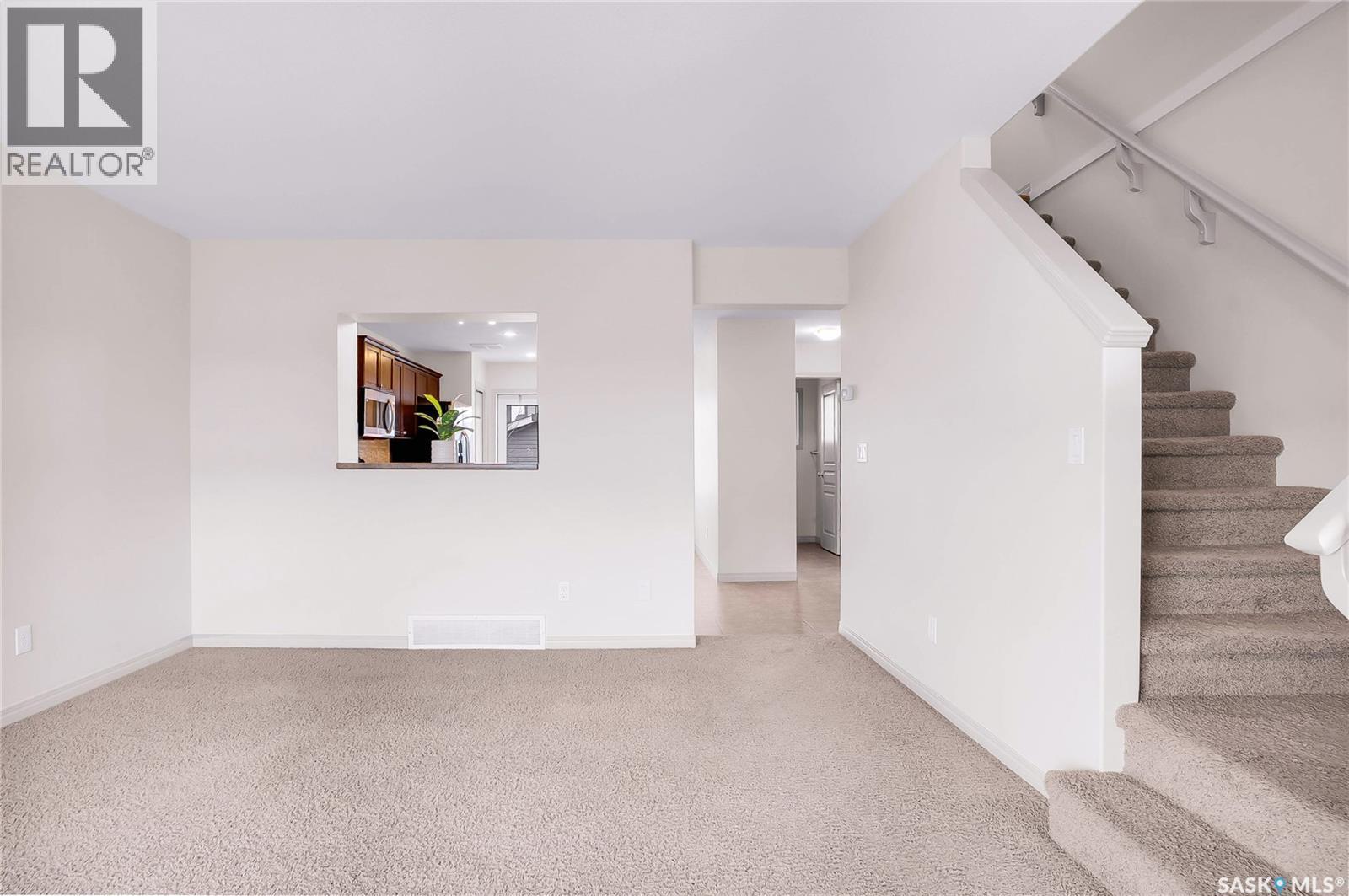 370 Cornish Road, Saskatoon, SK - Indoor Photo Showing Other Room