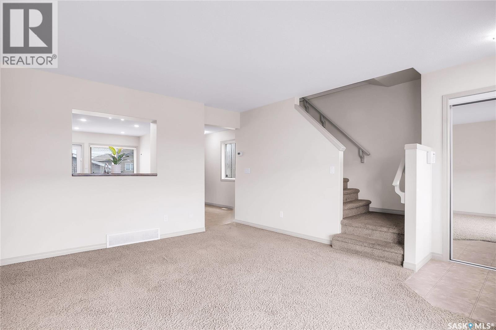 370 Cornish Road, Saskatoon, SK - Indoor Photo Showing Other Room