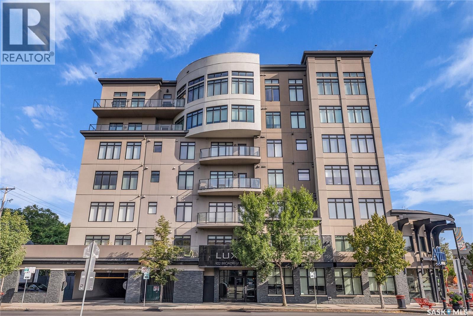 501 922 Broadway Avenue, Saskatoon, SK - Outdoor With Balcony With Facade