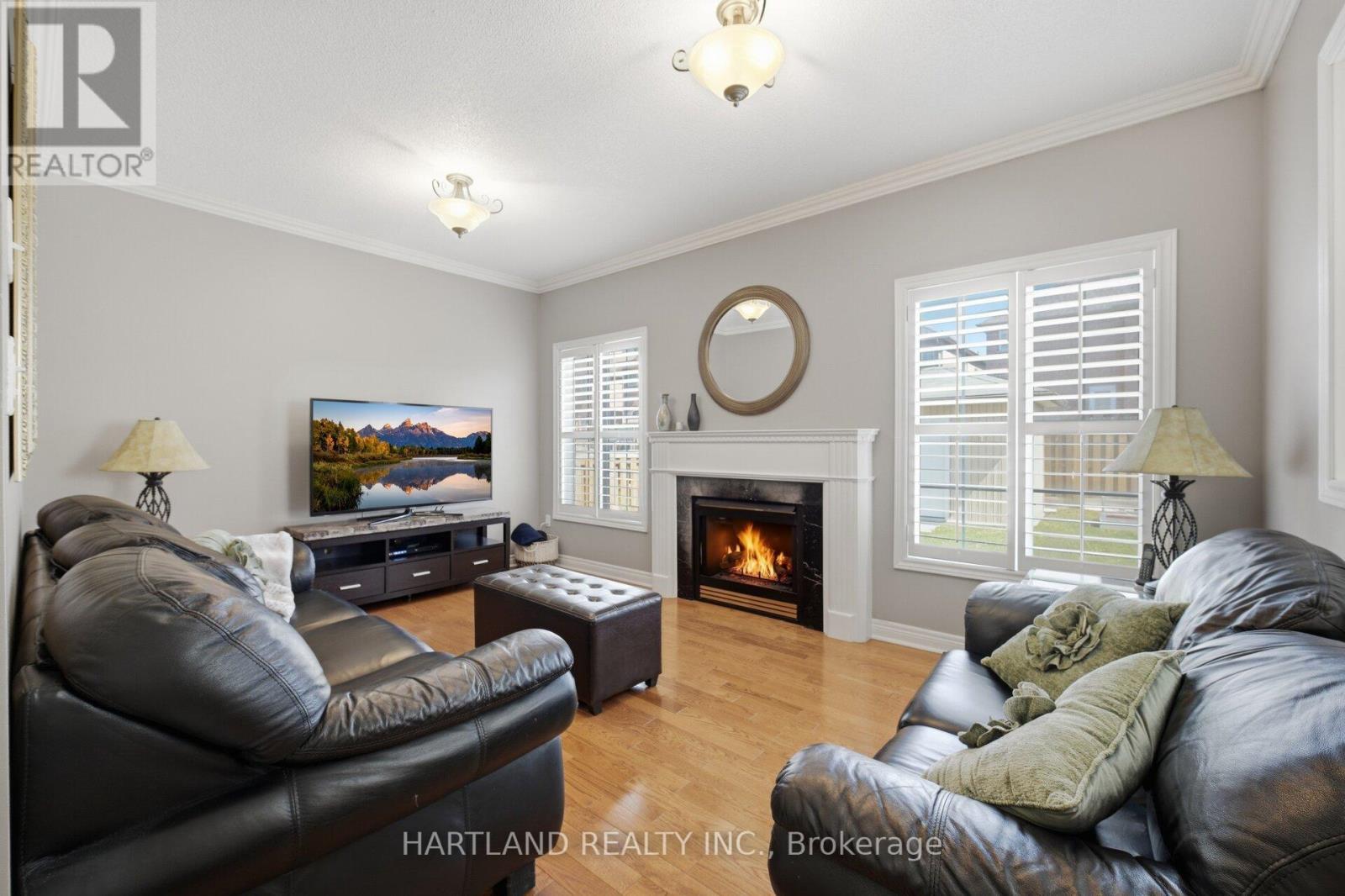8 Westchester Crescent, Markham, ON - Indoor Photo Showing Living Room With Fireplace