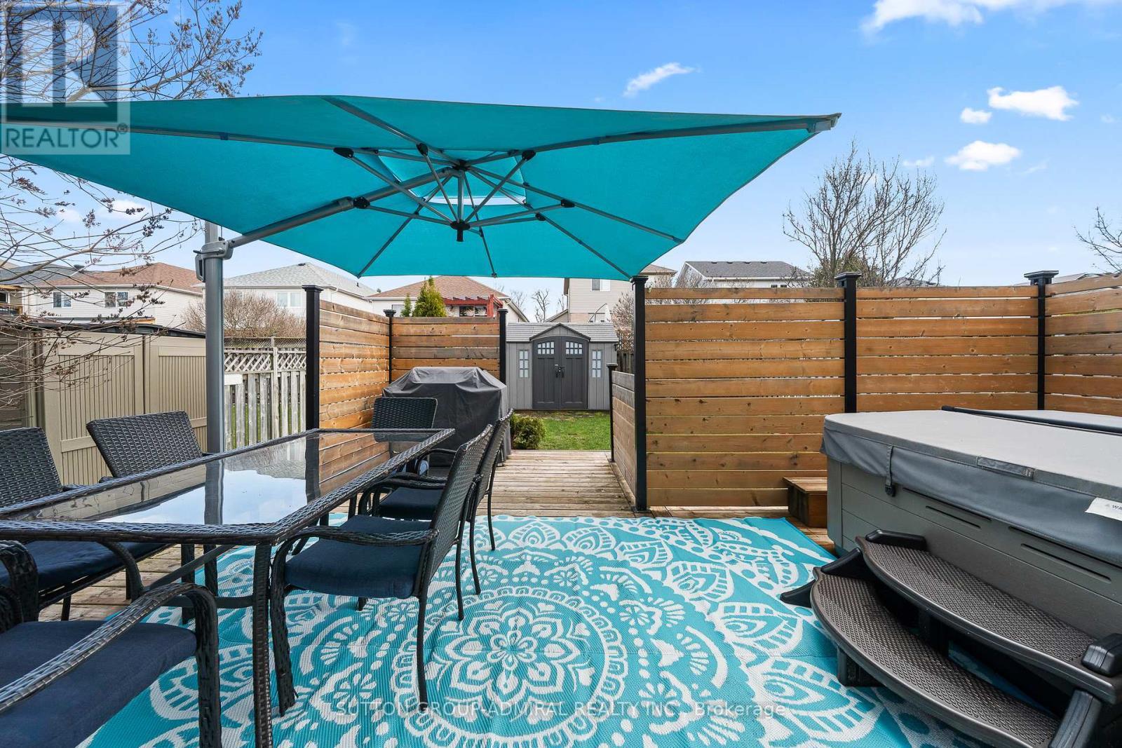 52 Moir Crescent, Barrie, ON - Outdoor With Deck Patio Veranda