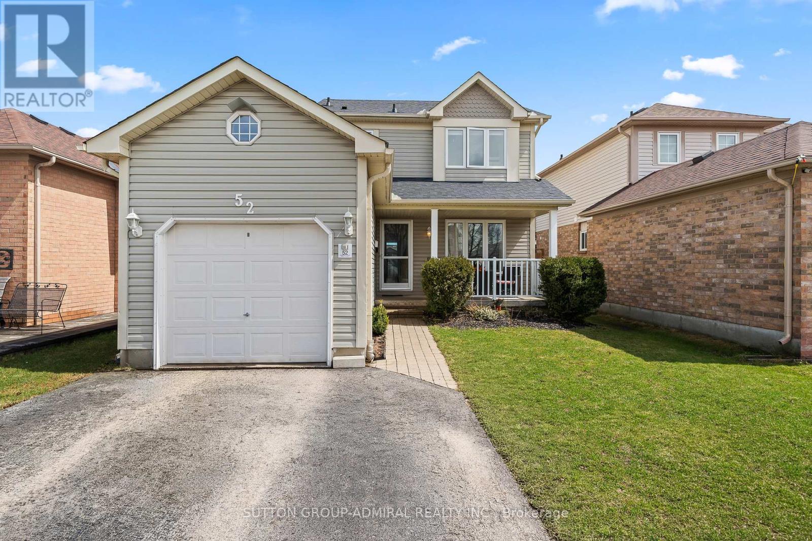 52 Moir Crescent, Barrie, ON - Outdoor With Deck Patio Veranda