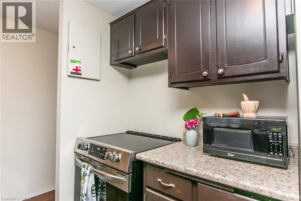 30 Avalon Place Unit# 203, Kitchener, ON - Indoor