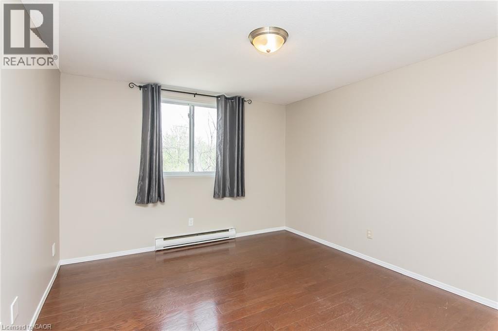 30 Avalon Place Unit# 203, Kitchener, ON - Indoor Photo Showing Other Room