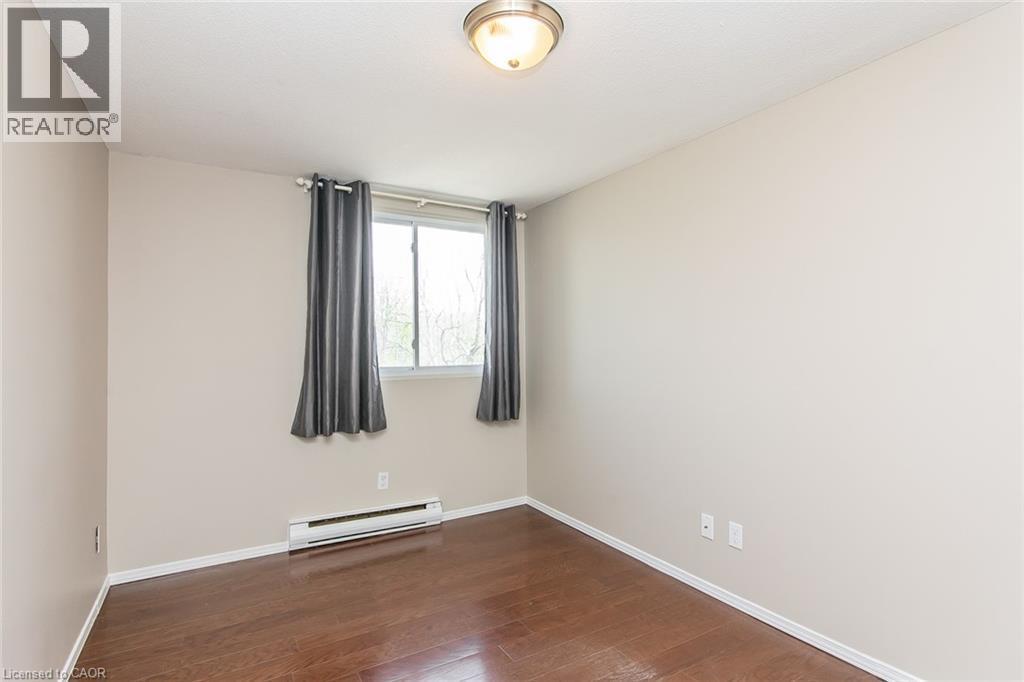 30 Avalon Place Unit# 203, Kitchener, ON - Indoor Photo Showing Other Room