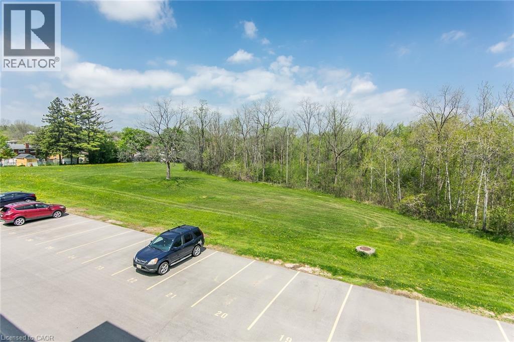 30 Avalon Place Unit# 203, Kitchener, ON - Outdoor With View