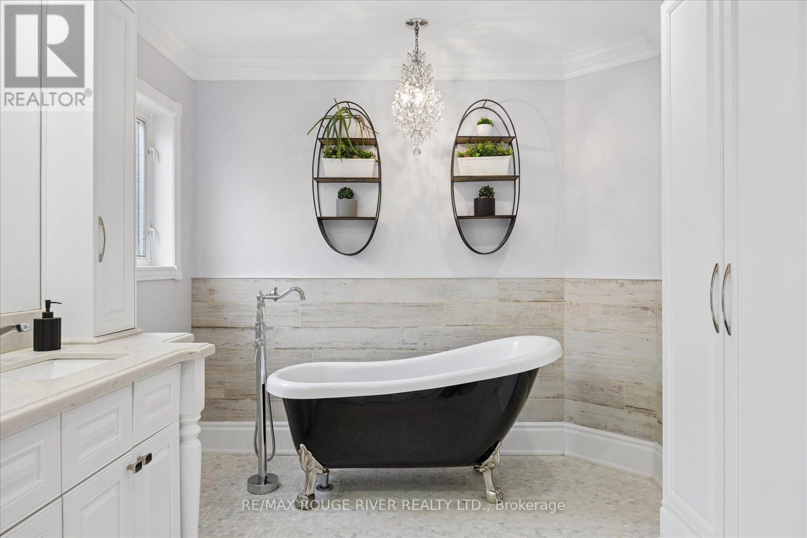 9 Elder Crescent, Whitby (Brooklin), ON - Indoor Photo Showing Bathroom