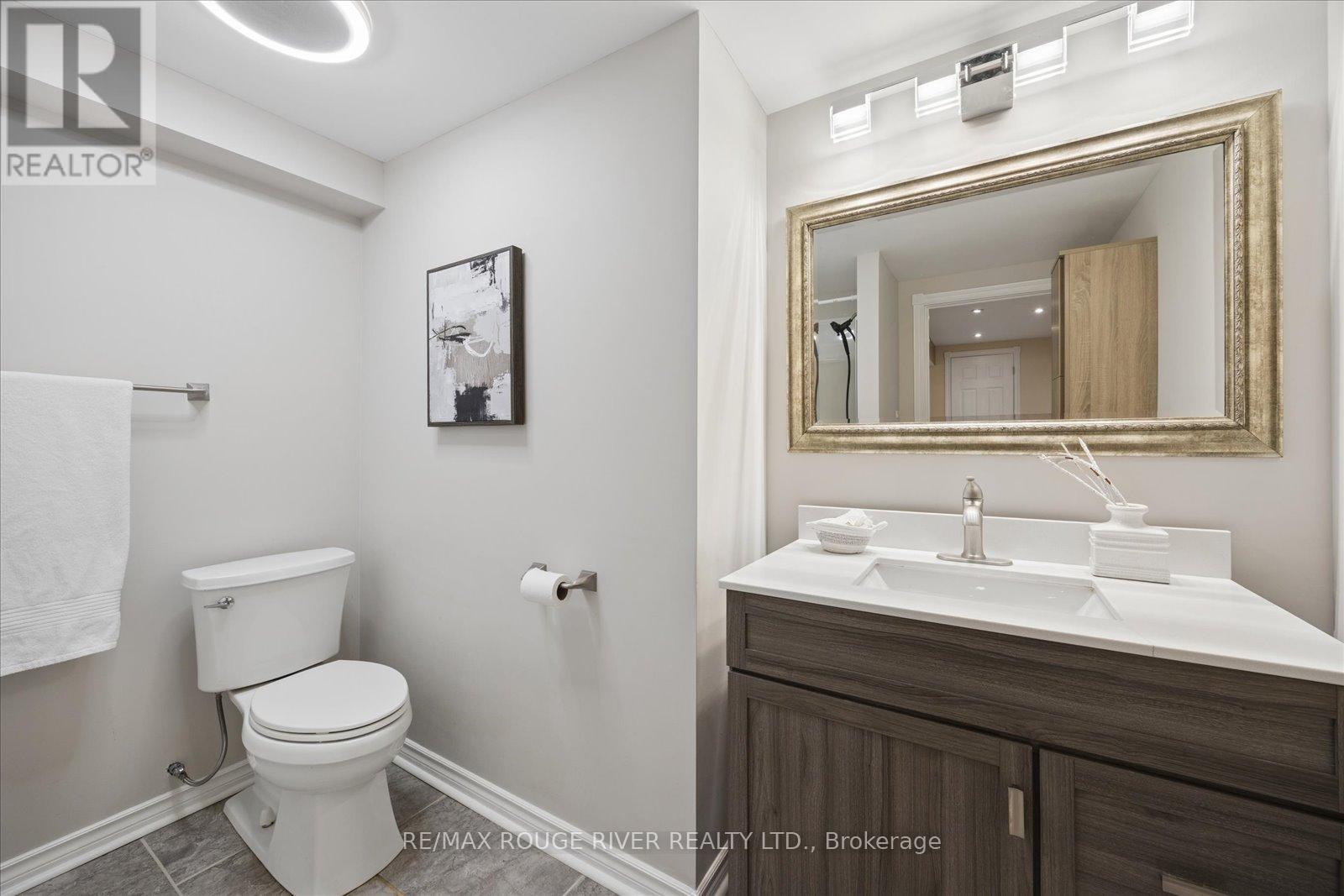 9 Elder Crescent, Whitby (Brooklin), ON - Indoor Photo Showing Bathroom