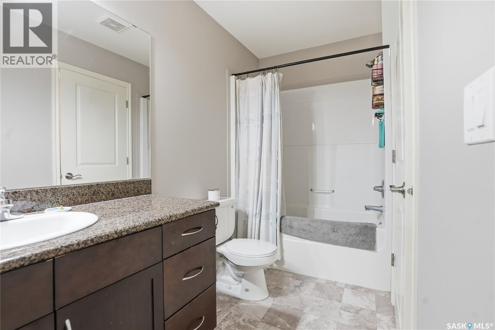 402 615 Lynd Crescent, Saskatoon, SK - Indoor Photo Showing Bathroom