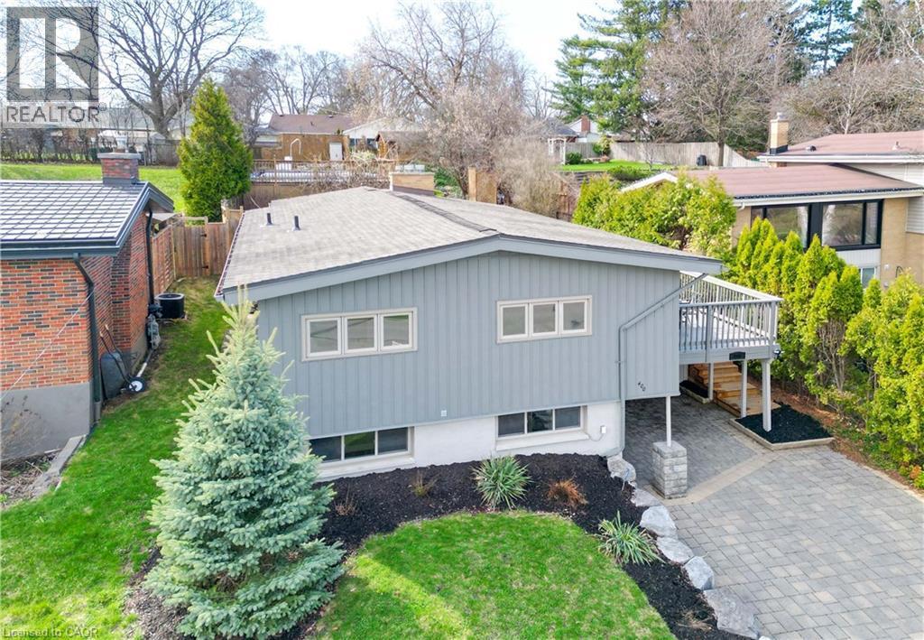 400 Manchester Road, Kitchener, ON - Outdoor