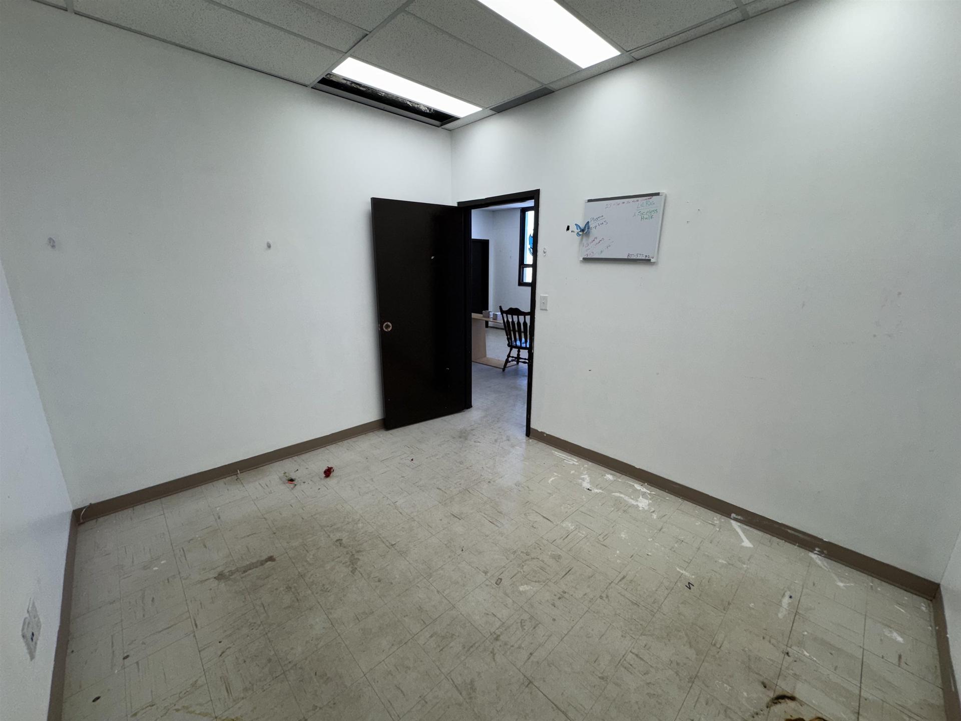 1111 Victoria St. E., Thunder Bay, ON