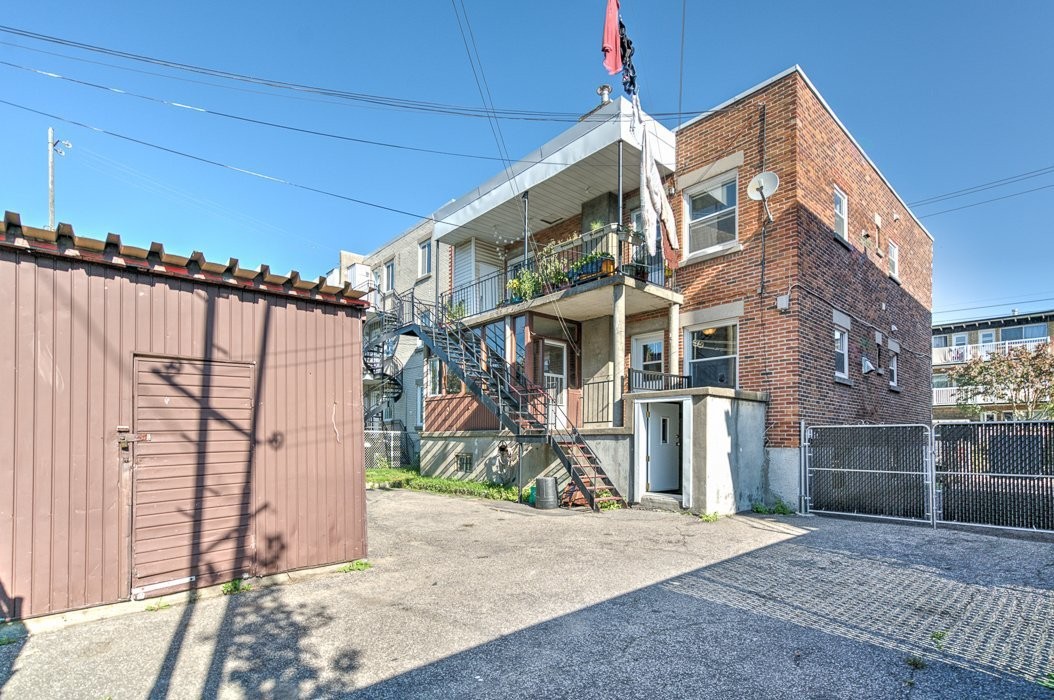 Back of Structure - 6526 30E Avenue, Montréal (Rosemont/La Petite-Patrie), QC - Outdoor