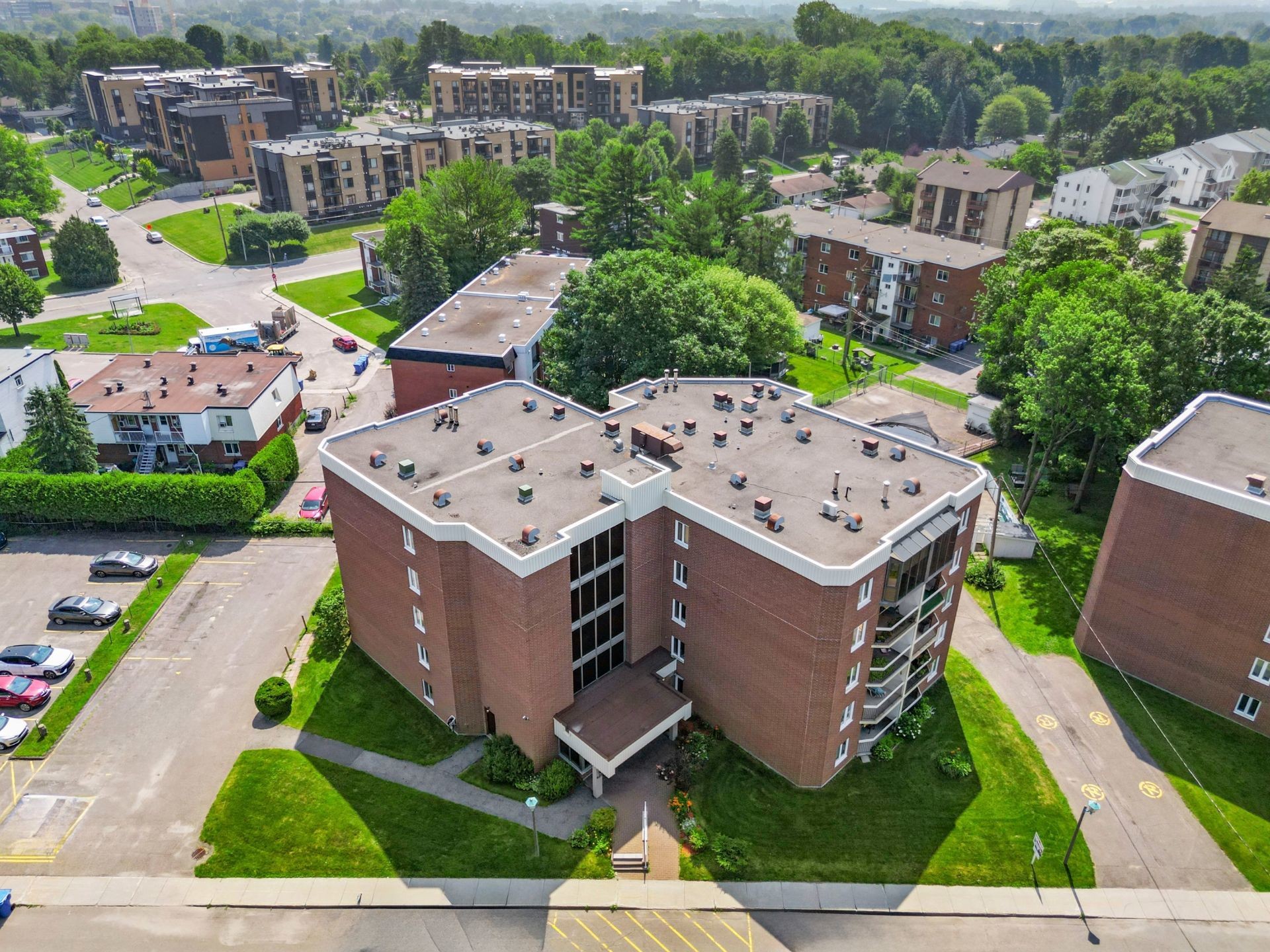 Overall view - 305-485 Rue Rochon, Saint-Jérôme, QC - Outdoor With View