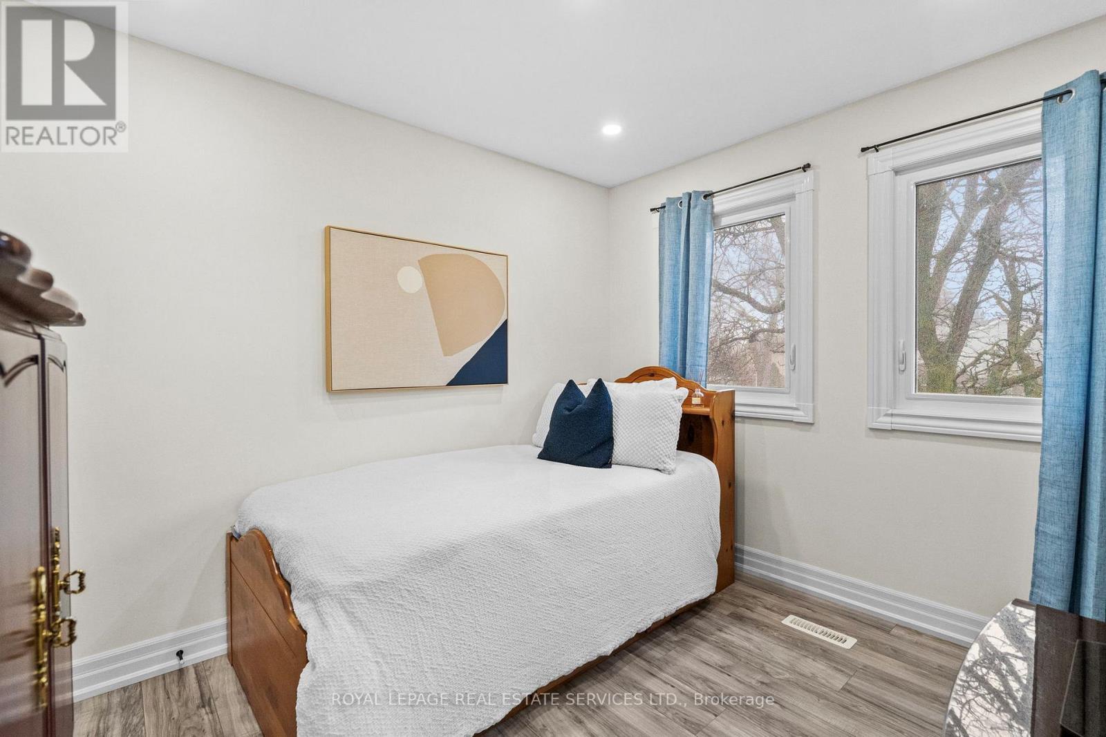 22 - 1176 Jamesway Boulevard, Oakville, ON - Indoor Photo Showing Bedroom
