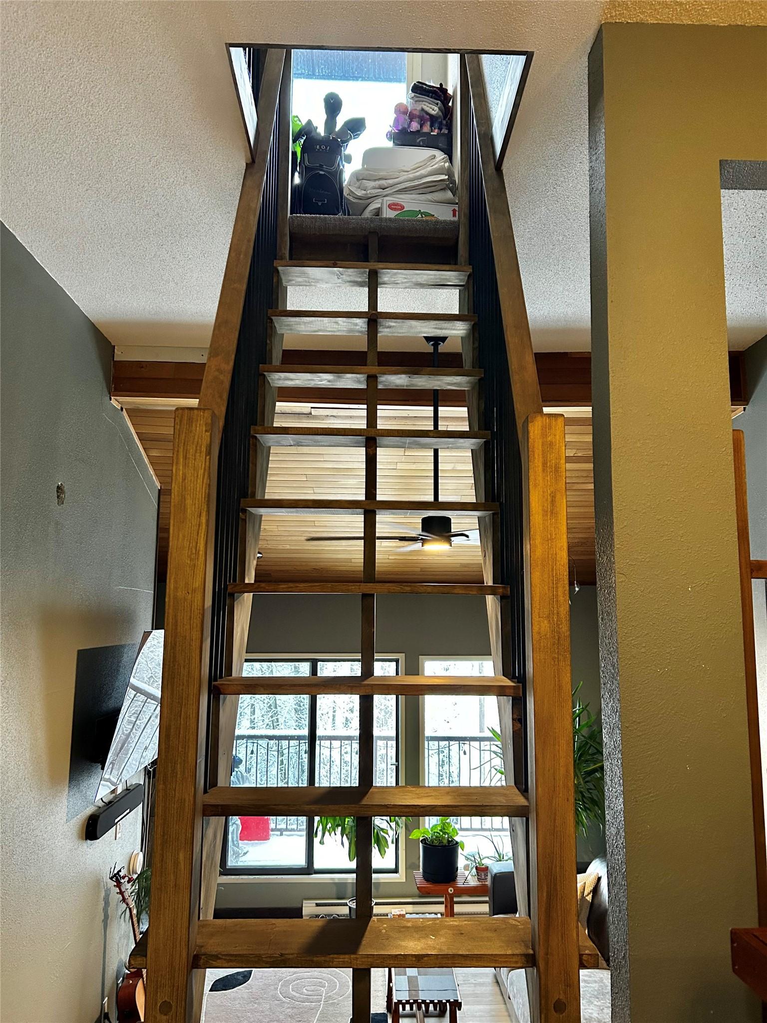 1025-930 Dogwood Drive, Kimberley, BC - Indoor Photo Showing Other Room