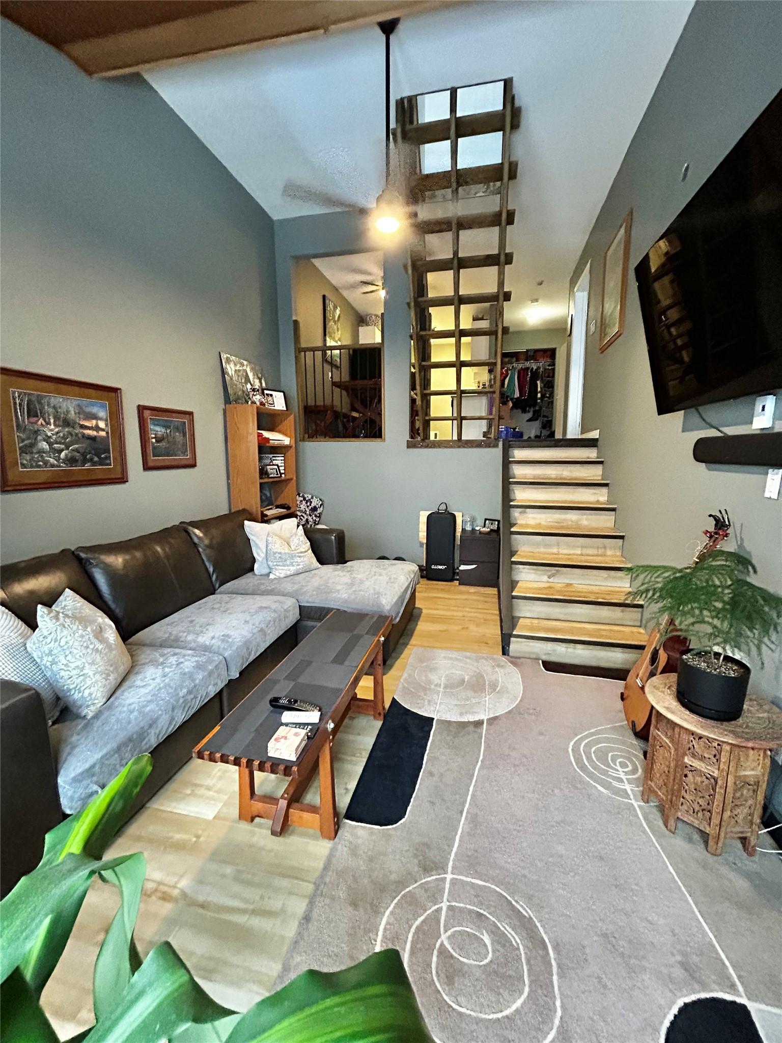 1025-930 Dogwood Drive, Kimberley, BC - Indoor