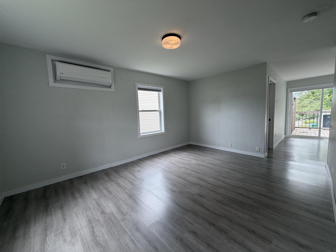 99 Poplar Street, Pictou, NS - Indoor Photo Showing Other Room