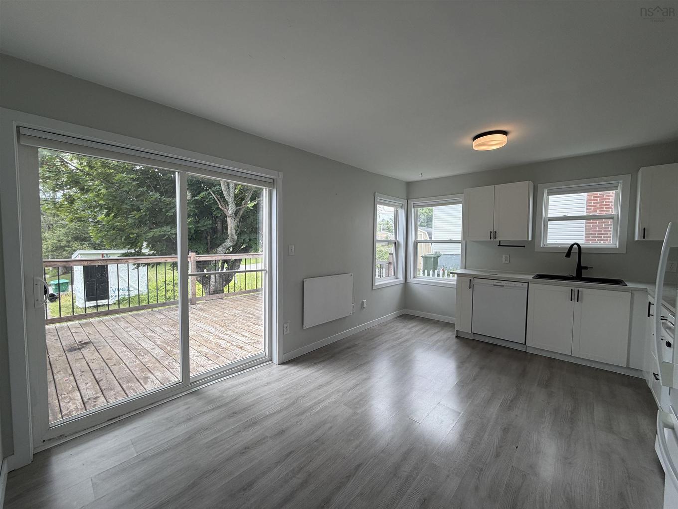 99 Poplar Street, Pictou, NS - Indoor Photo Showing Kitchen