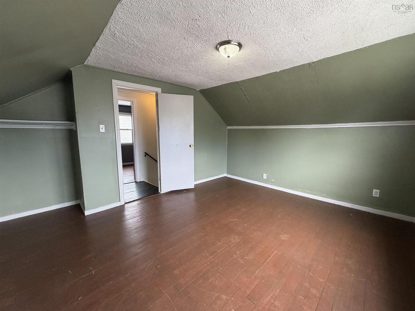 99 Poplar Street, Pictou, NS - Indoor Photo Showing Other Room