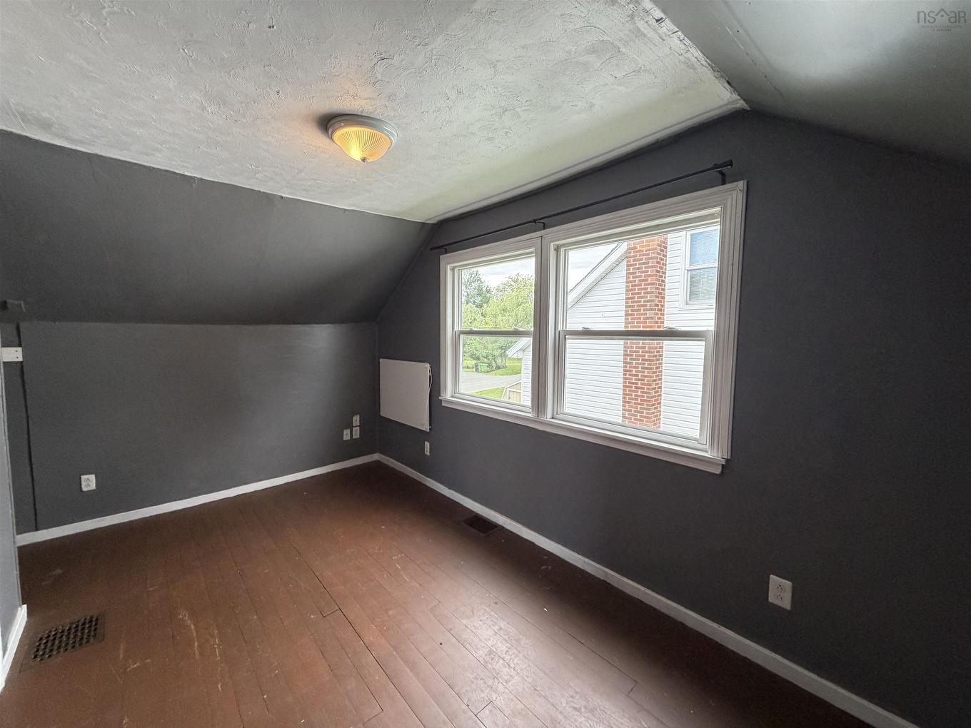99 Poplar Street, Pictou, NS - Indoor Photo Showing Other Room