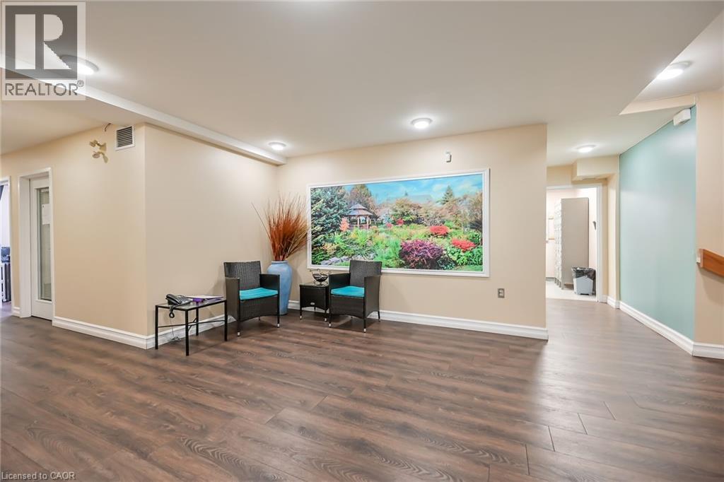 232 Silverbirch Boulevard, Hamilton, ON - Indoor