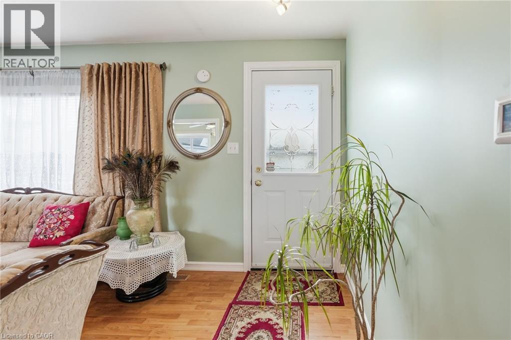 54 Bingham Road, Hamilton, ON - Indoor Photo Showing Other Room
