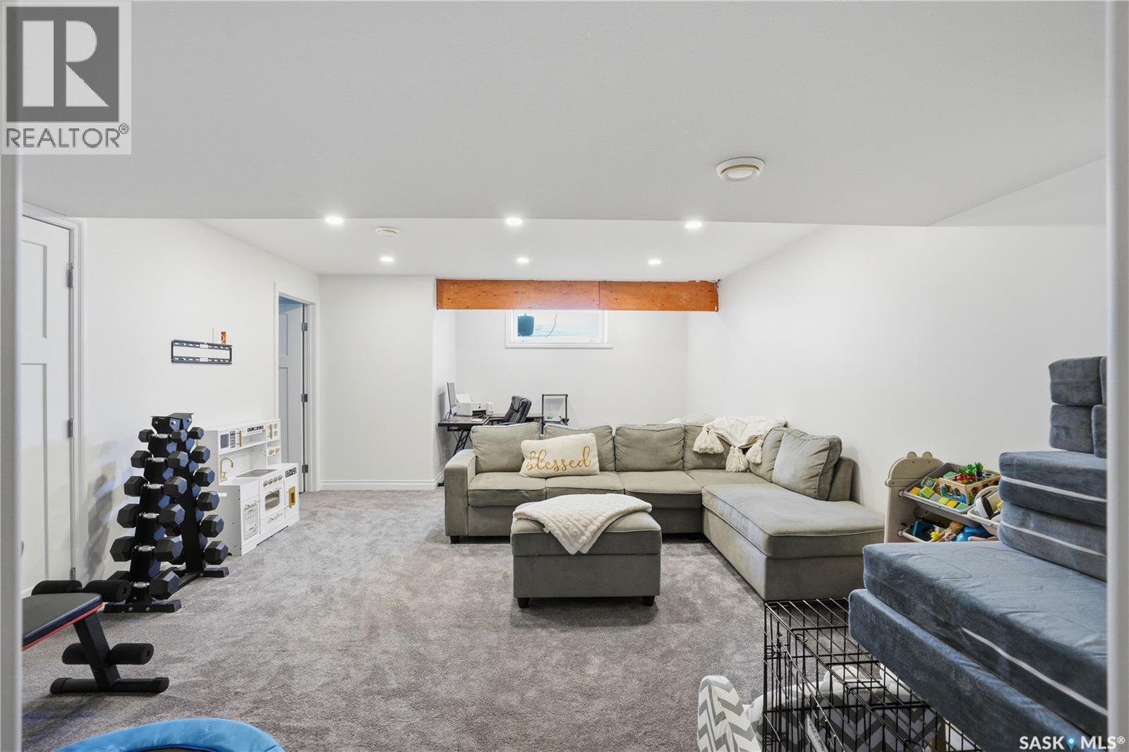 259 Henick Crescent, Saskatoon, SK