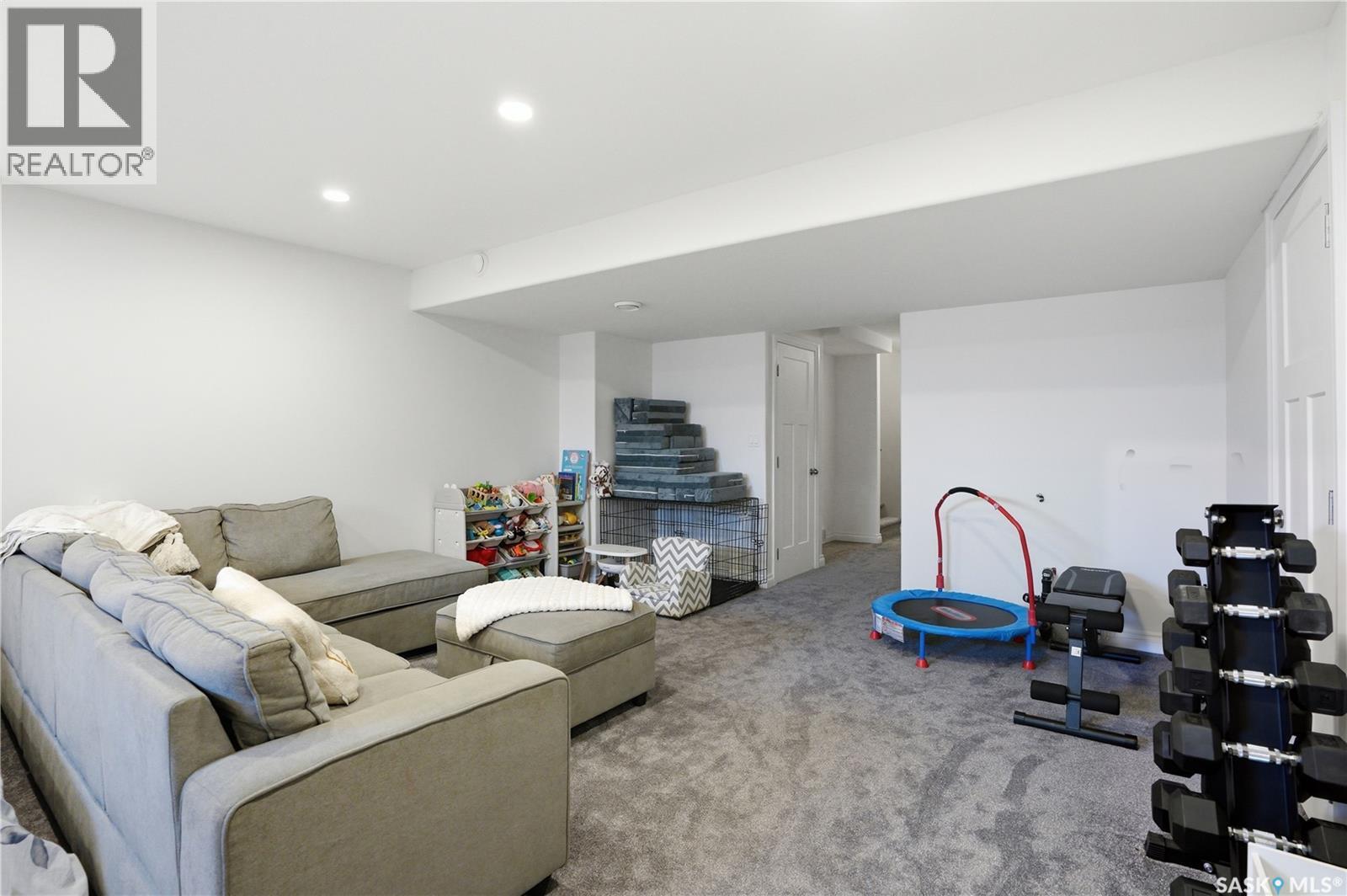 259 Henick Crescent, Saskatoon, SK