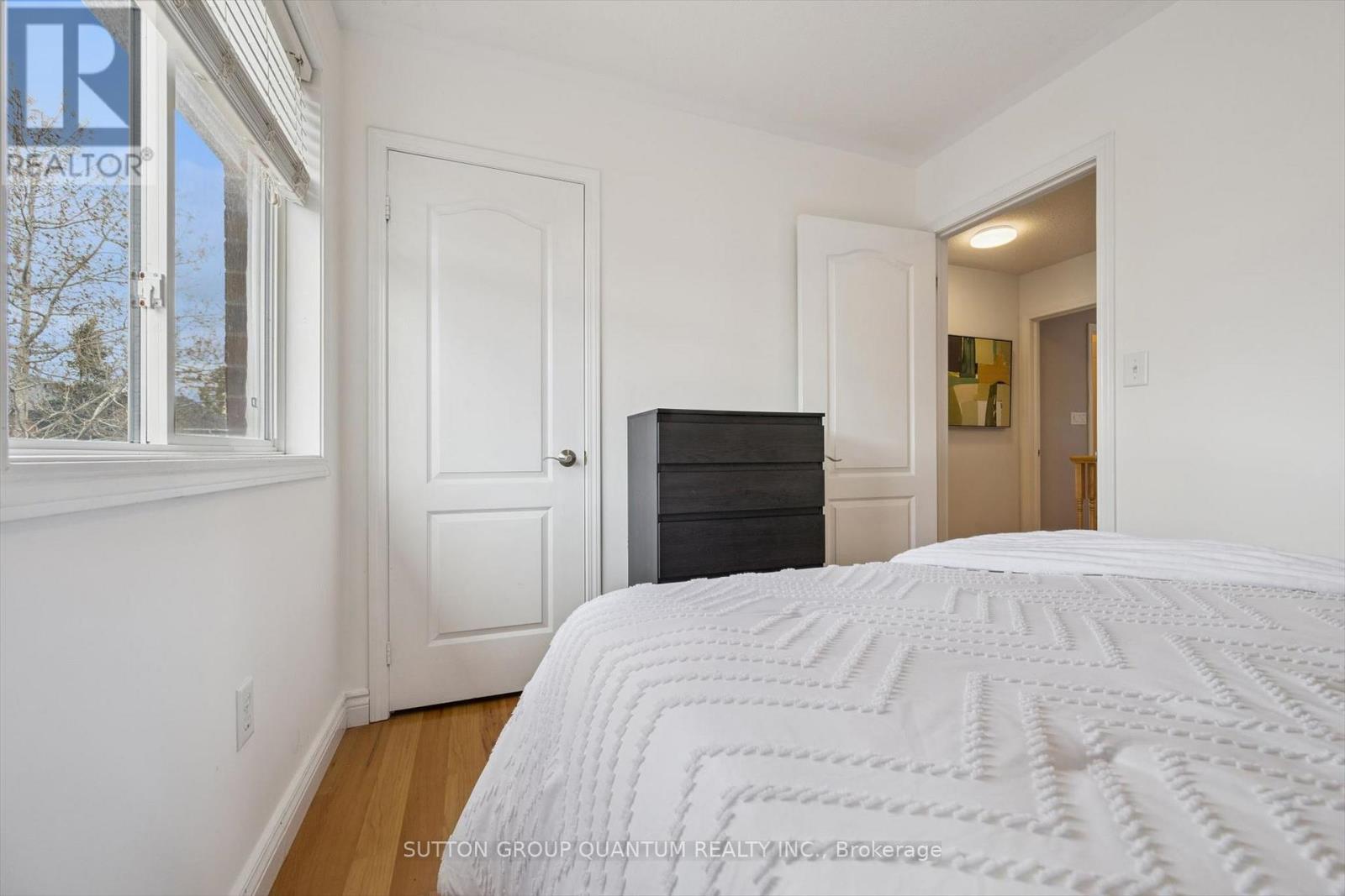 710 Irving Terrace, Milton, ON - Indoor Photo Showing Bedroom