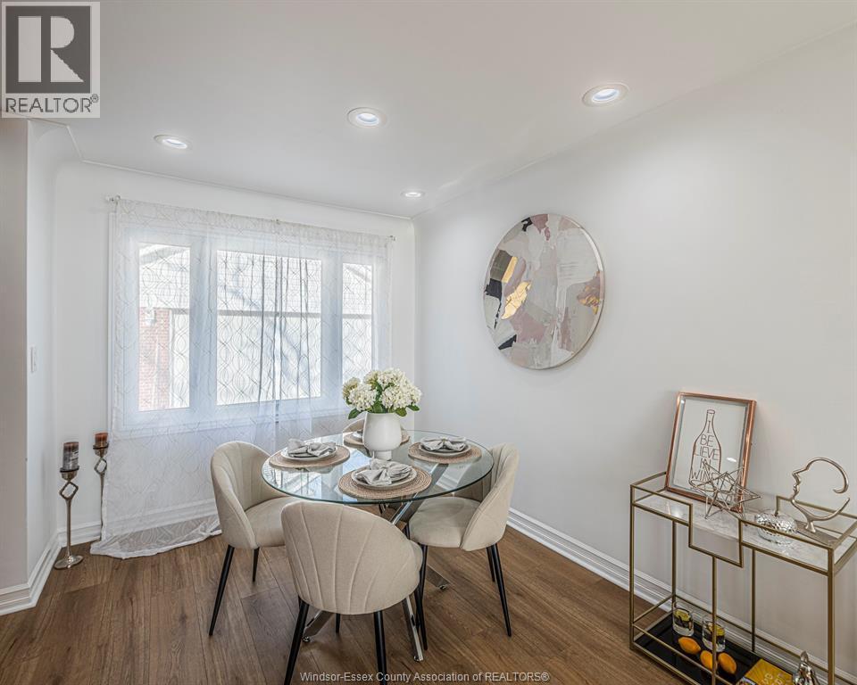 3446 Mark, Windsor, ON - Indoor Photo Showing Dining Room