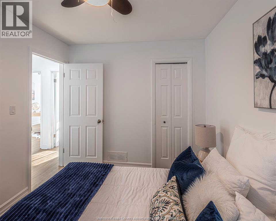 3446 Mark, Windsor, ON - Indoor Photo Showing Bedroom