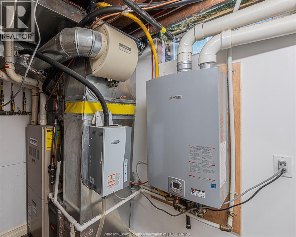 3446 Mark, Windsor, ON - Indoor Photo Showing Basement