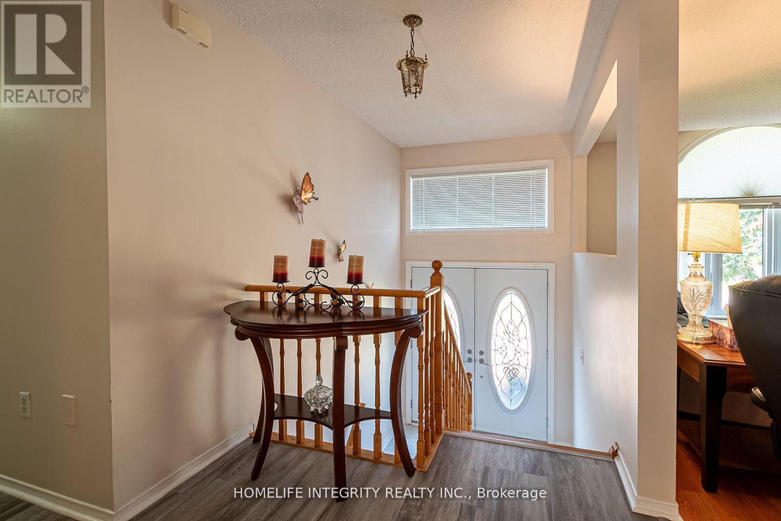 37 Brouwer Crescent, Wasaga Beach, ON - Indoor Photo Showing Other Room