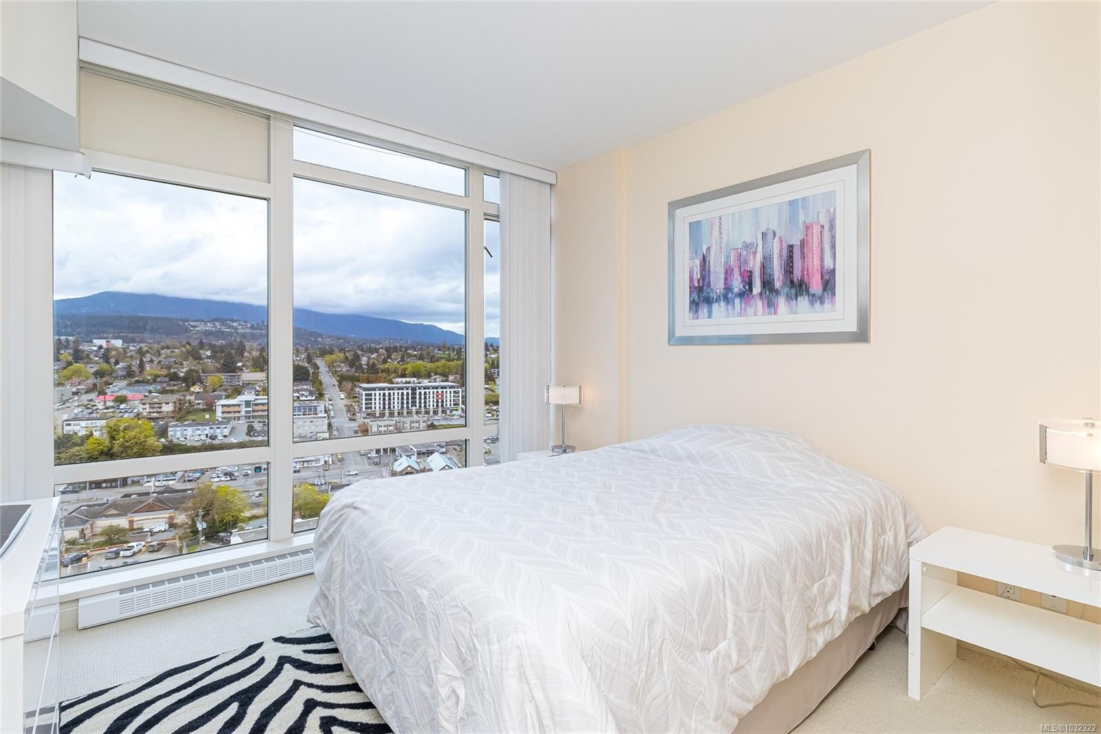 1402-38 Front St, Nanaimo, BC - Indoor Photo Showing Bedroom