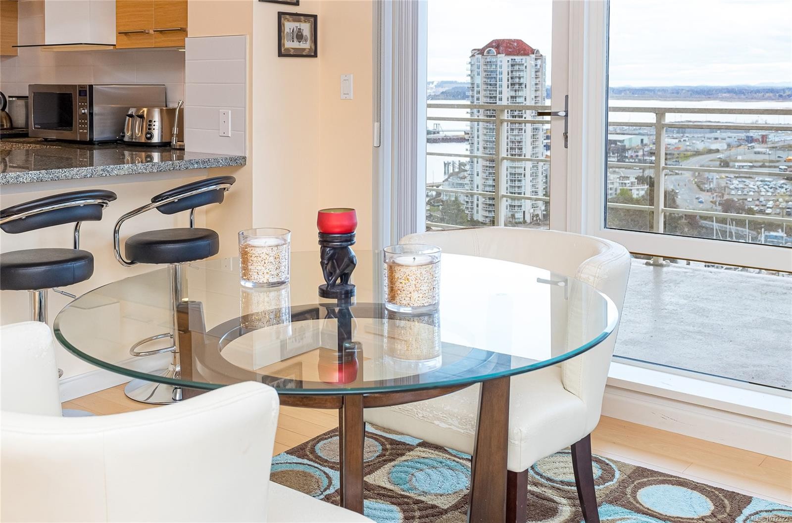 1402-38 Front St, Nanaimo, BC - Indoor