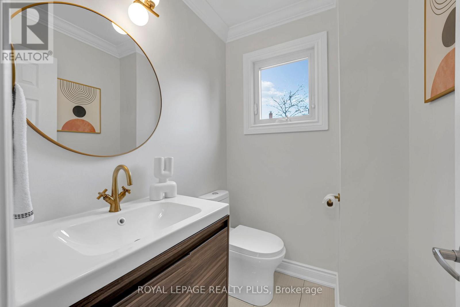 4241 Anworld Place, Mississauga, ON - Indoor Photo Showing Bathroom