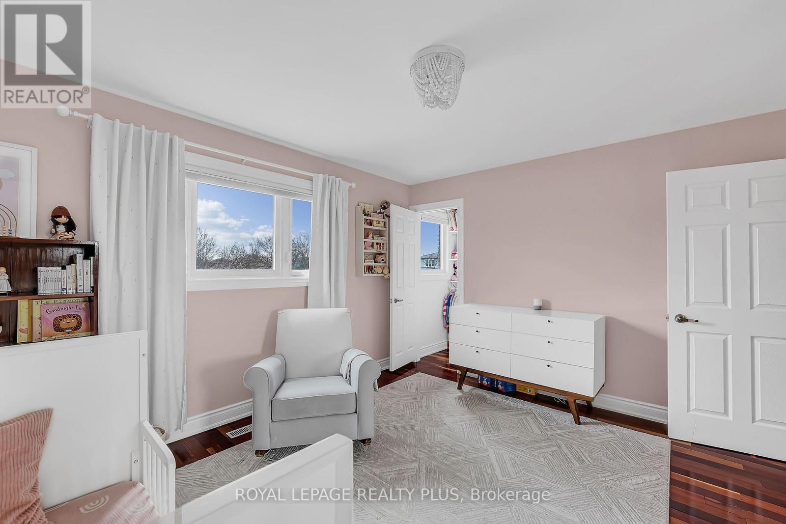 4241 Anworld Place, Mississauga, ON - Indoor Photo Showing Bedroom
