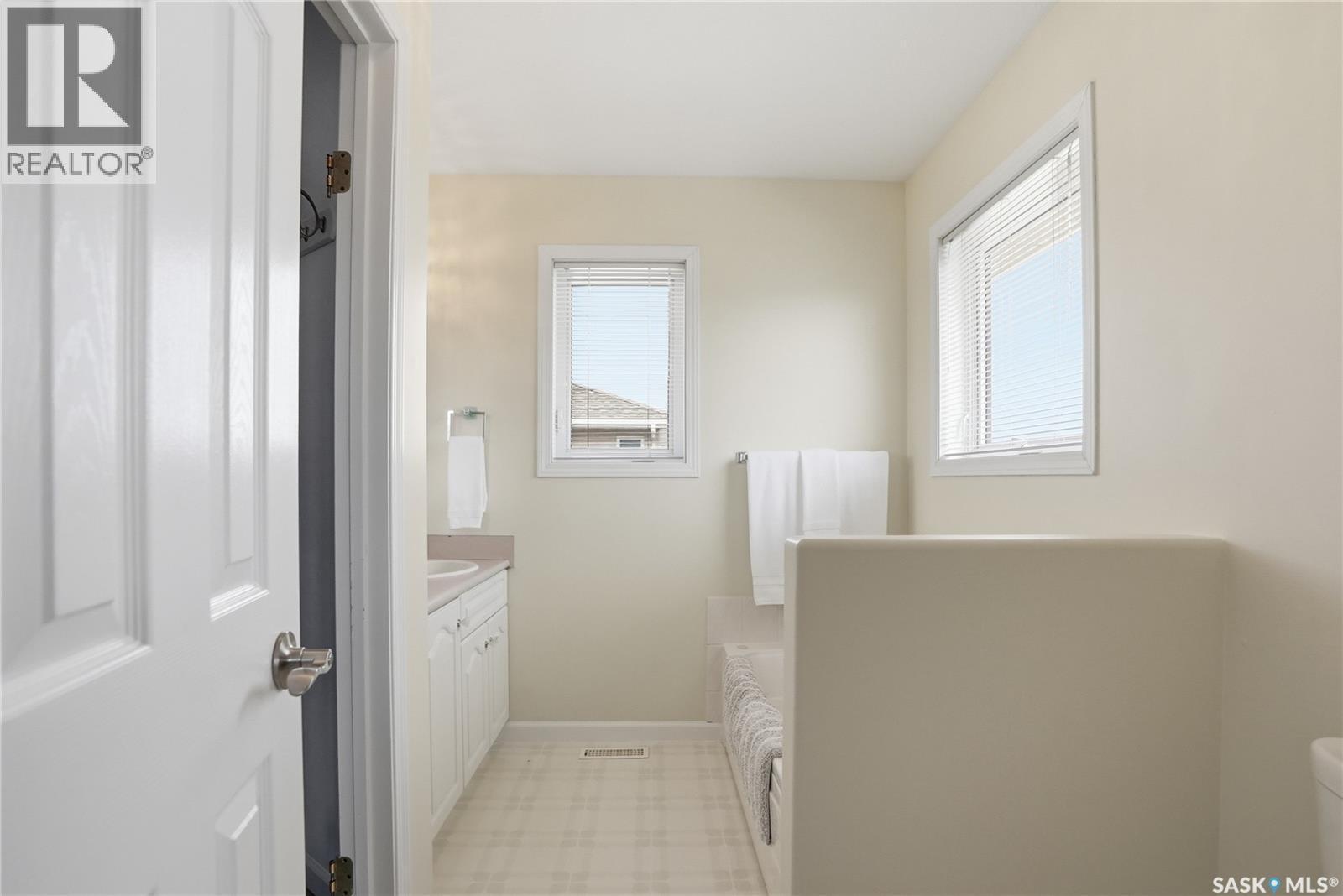 406 Laycoe Crescent, Saskatoon, SK - Indoor