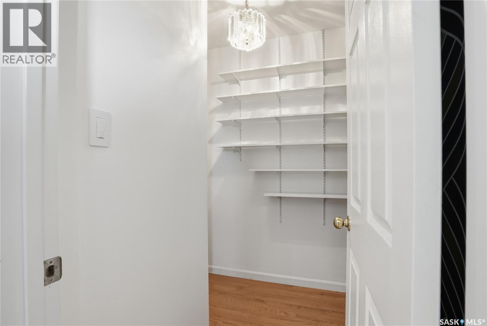 406 Laycoe Crescent, Saskatoon, SK - Indoor