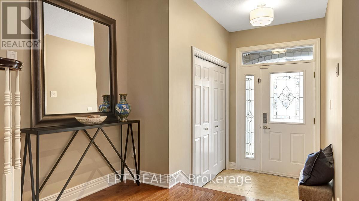 176 Lanark Avenue, Ottawa, ON - Indoor Photo Showing Other Room