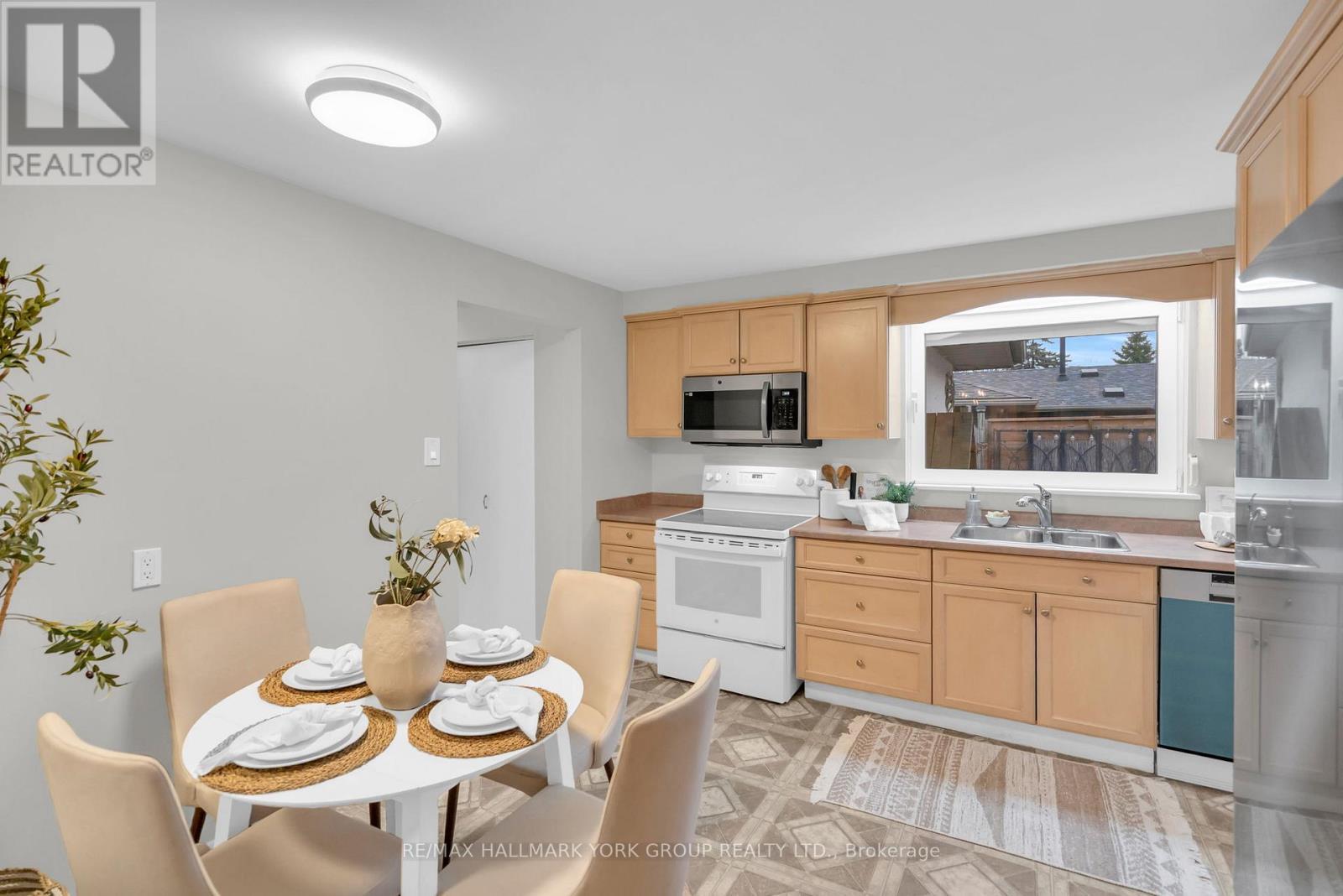 67 Devins Drive, Aurora, ON - Indoor