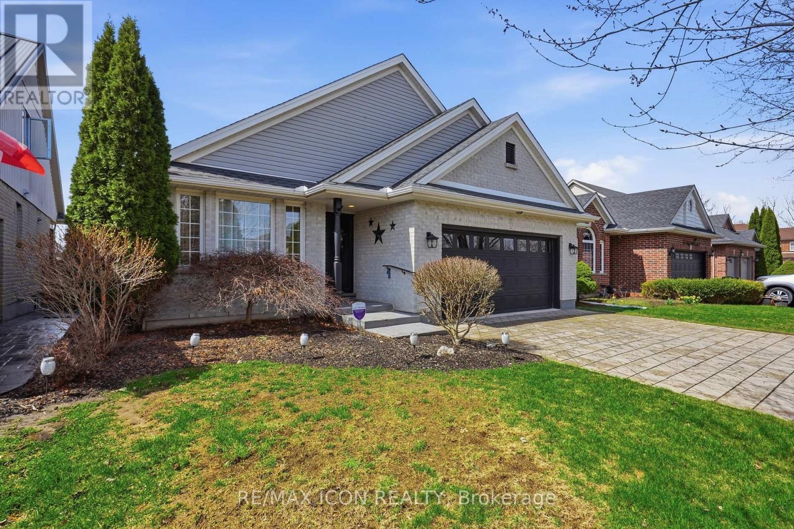53 Augusta Crescent, St. Thomas, ON - Outdoor With Facade