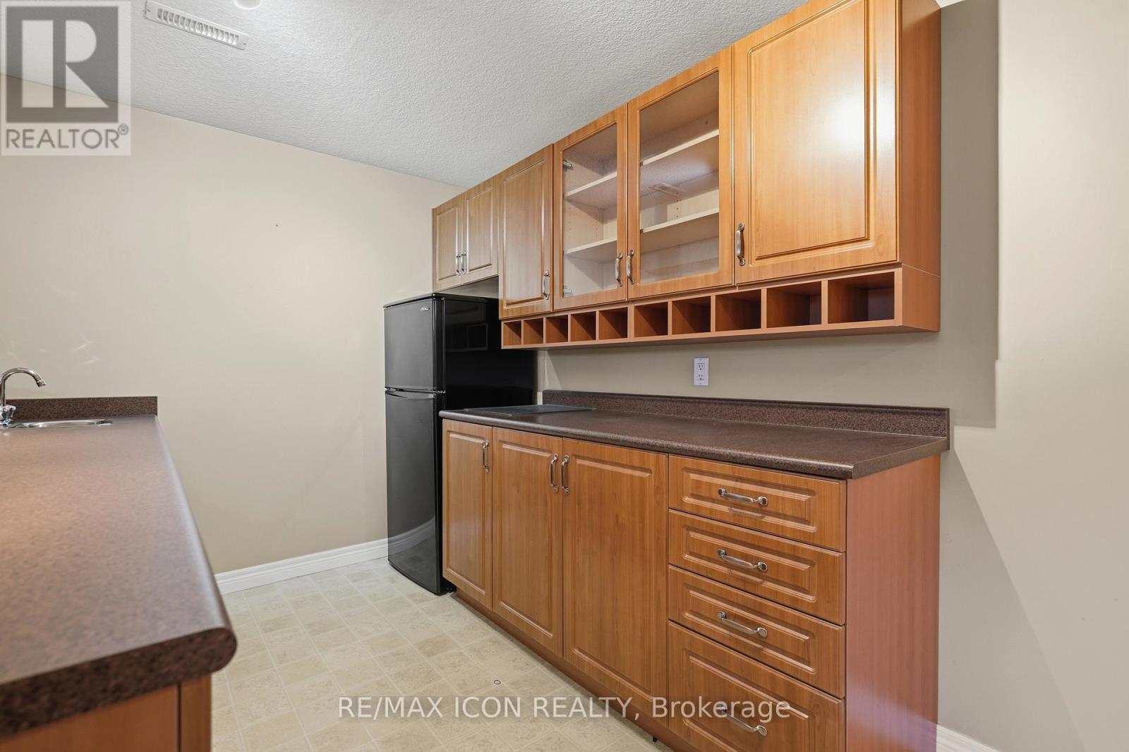 53 Augusta Crescent, St. Thomas, ON - Indoor