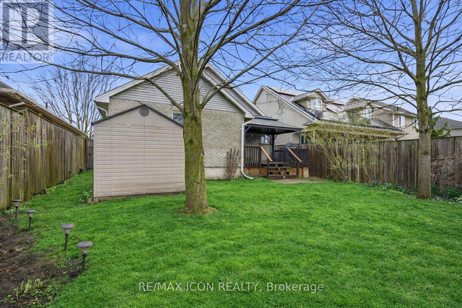 53 Augusta Crescent, St. Thomas, ON - Outdoor